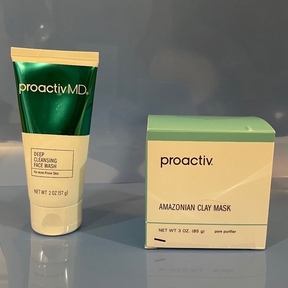 Proactiv set - Picture 1 of 3